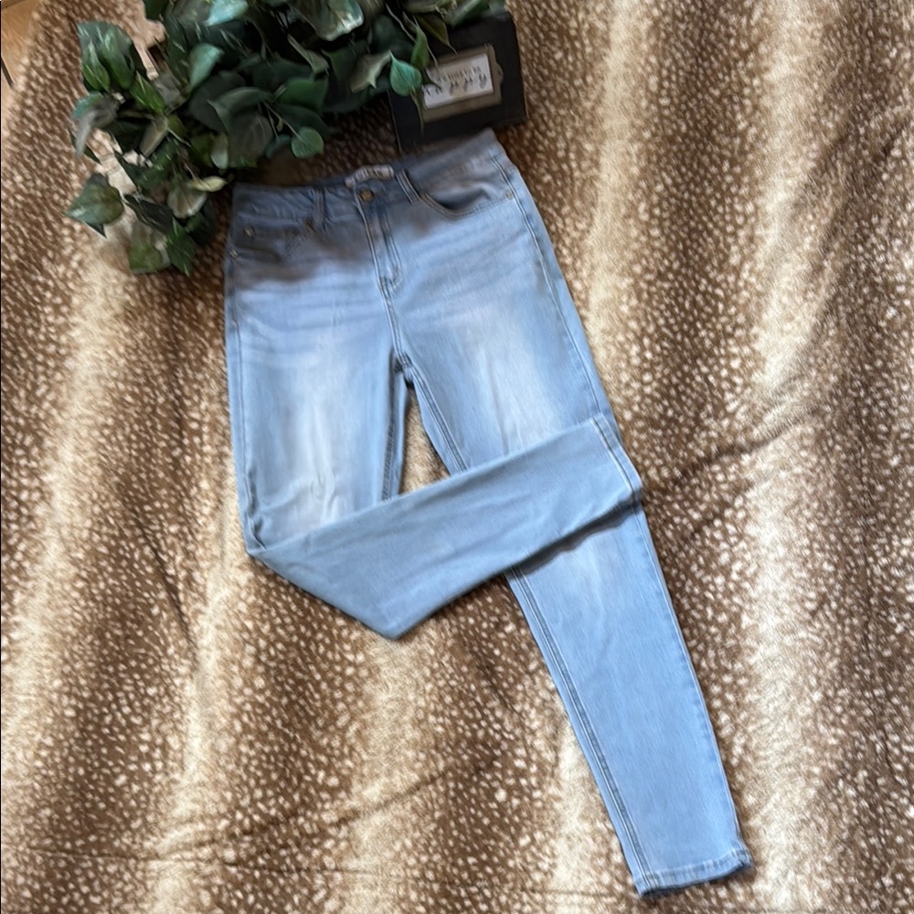 Blue Skinny Jeans with Soft Denim
